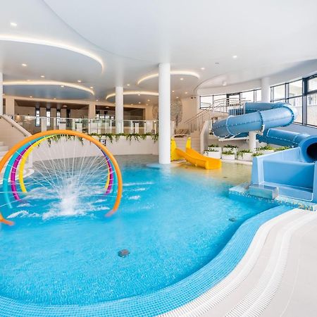 Polanki Aqua Apartamenty Nielimitowany Dostep Do Basenow Parking Free Колобжег Екстериор снимка
