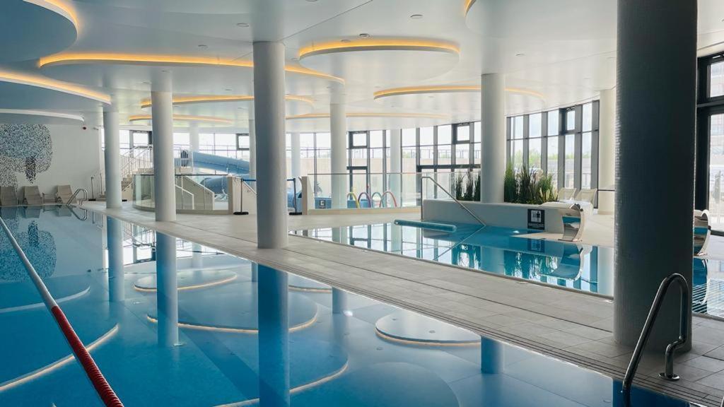 Polanki Aqua Apartamenty Nielimitowany Dostep Do Basenow Parking Free Колобжег Екстериор снимка