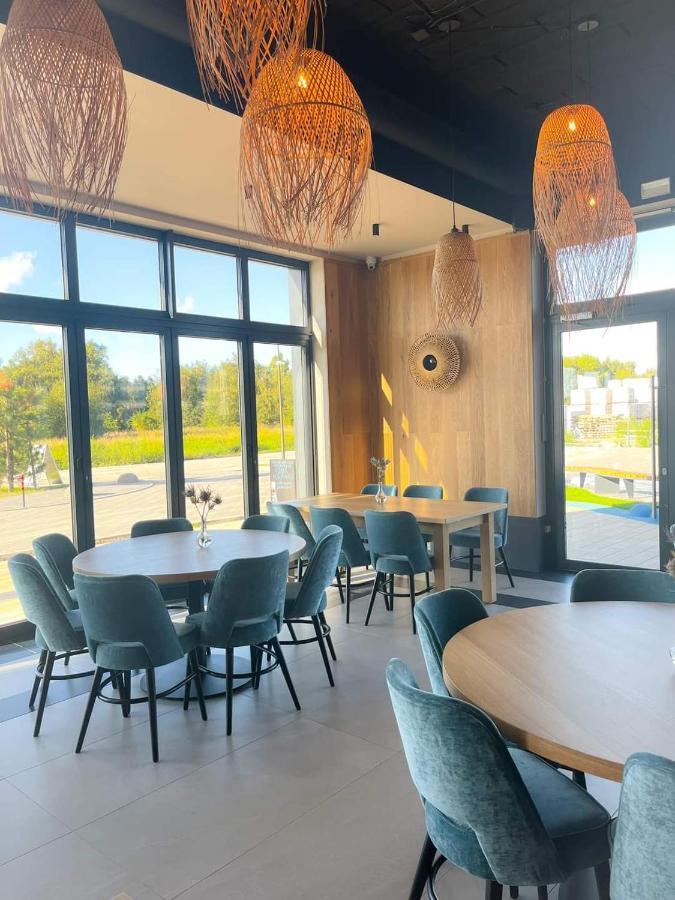 Polanki Aqua Apartamenty Nielimitowany Dostep Do Basenow Parking Free Колобжег Екстериор снимка