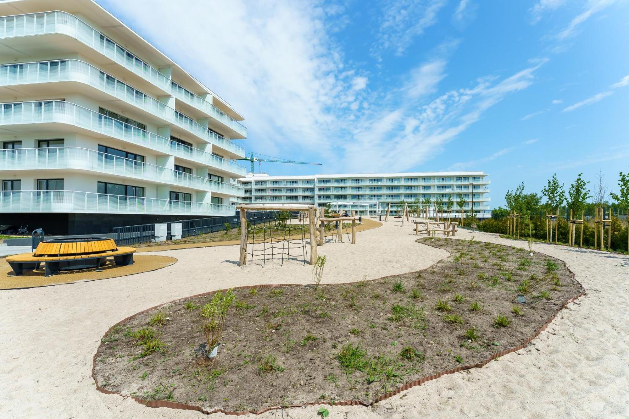 Polanki Aqua Apartamenty Nielimitowany Dostep Do Basenow Parking Free Колобжег Екстериор снимка